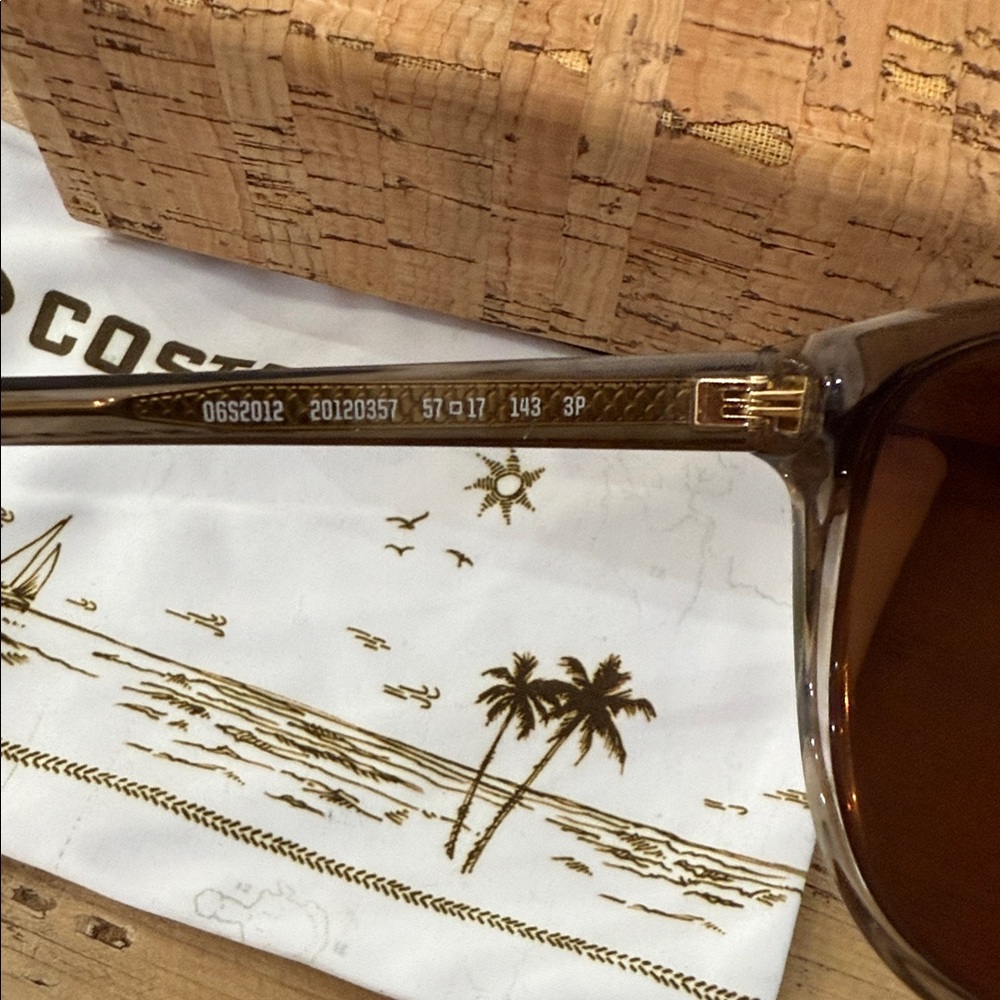 Costa Black Sunglasses with Cork Box - Picture 6 of 6